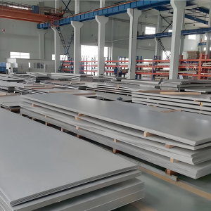 厚度均匀、耐用的热轧钢板